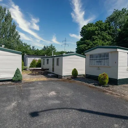 Lodge Czymanówka Domki Pod Lasem Nadole (Pomerania)